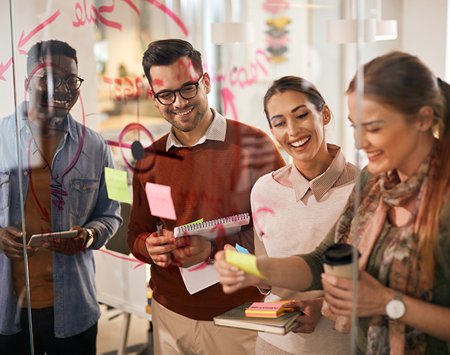 カスタマージャーニーを意識して顧客接点をつなぐ