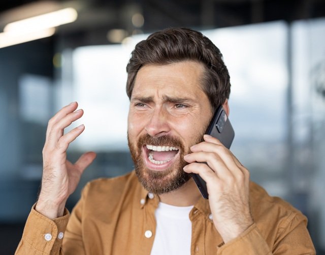 コールセンターのカスハラ対策！実例や影響、対応のポイントを紹介