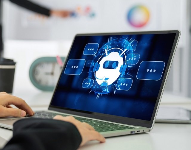 チャットボットを導入する手順や注意点、導入事例を紹介