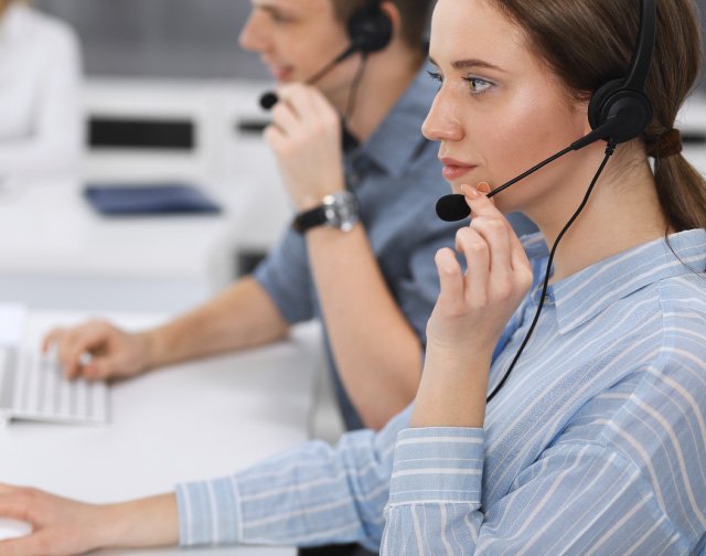 【問合わせ対応を効率化する方法】システムや事例を交えて解説