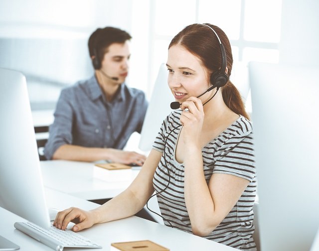 コールセンター向けAI音声認識サービスとは？導入メリットや注意点を解説