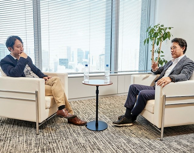 【後編】生産性向上のその先へ、生成AIがCXを加速する。CRMのリーディングカンパニーのテクマトリックスとモビルスが対談