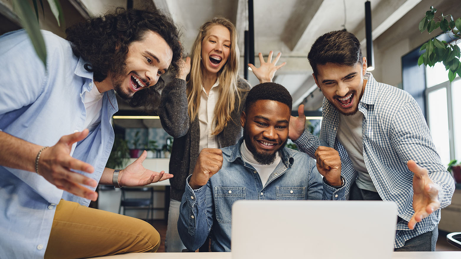 ロイヤルカスタマーはコンタクトセンターが育てる！【後編】ロイヤルカスタマー育成のカギは”感動させるCX”